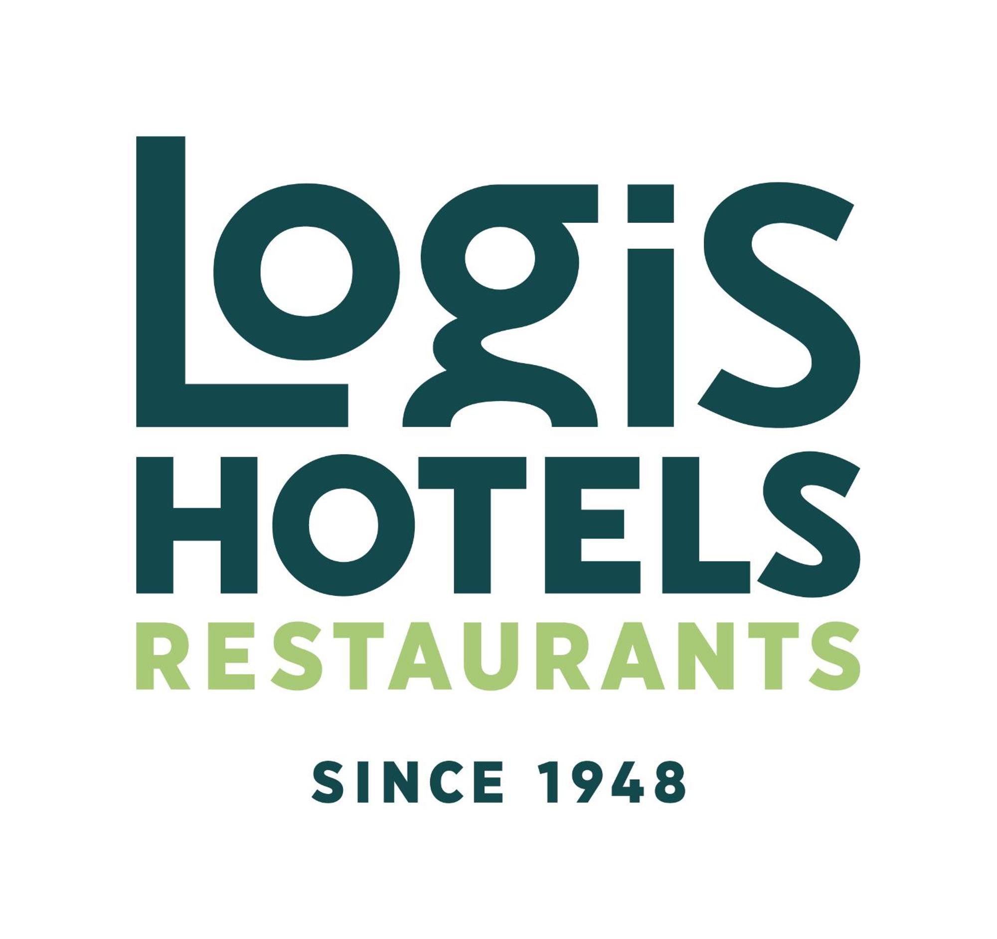 Logis Hotel - Les Paturelles アヴネル エクステリア 写真